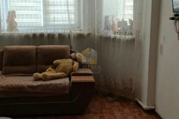 2-к квартира, 48 м², 1/2 эт.