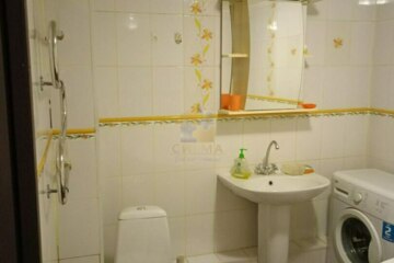 2-к квартира, 45 м², 3/5 эт.